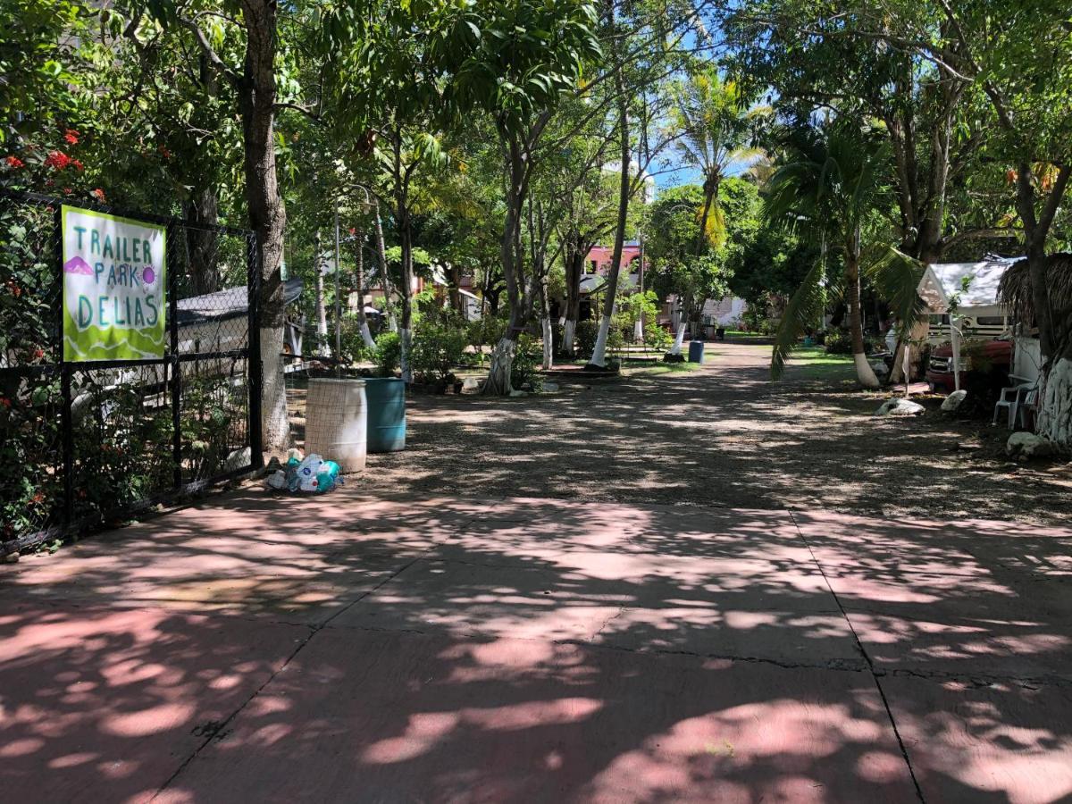 Delias Trailer Park Hotel Rincon de Guayabitos Exterior photo